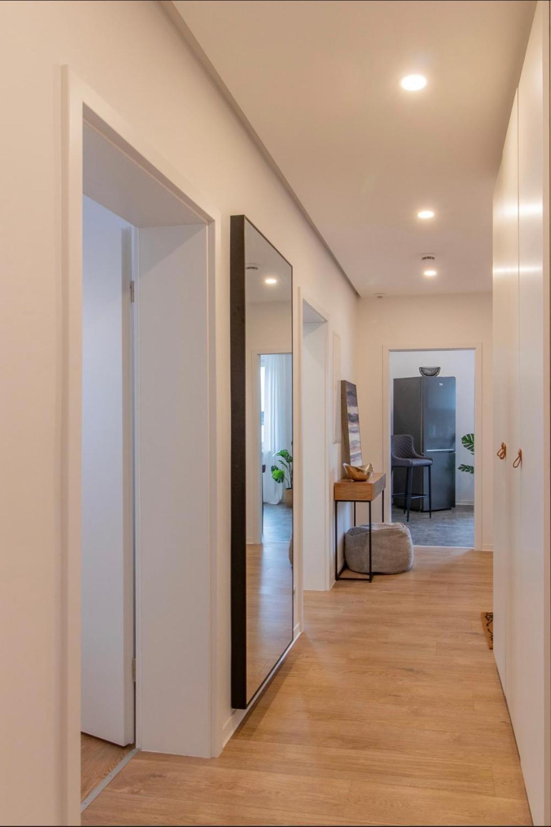 Stilvolles City-Apartment I Netflix I Wlan L Stellplatz I Zentral Schwarzenberg  Exterior foto