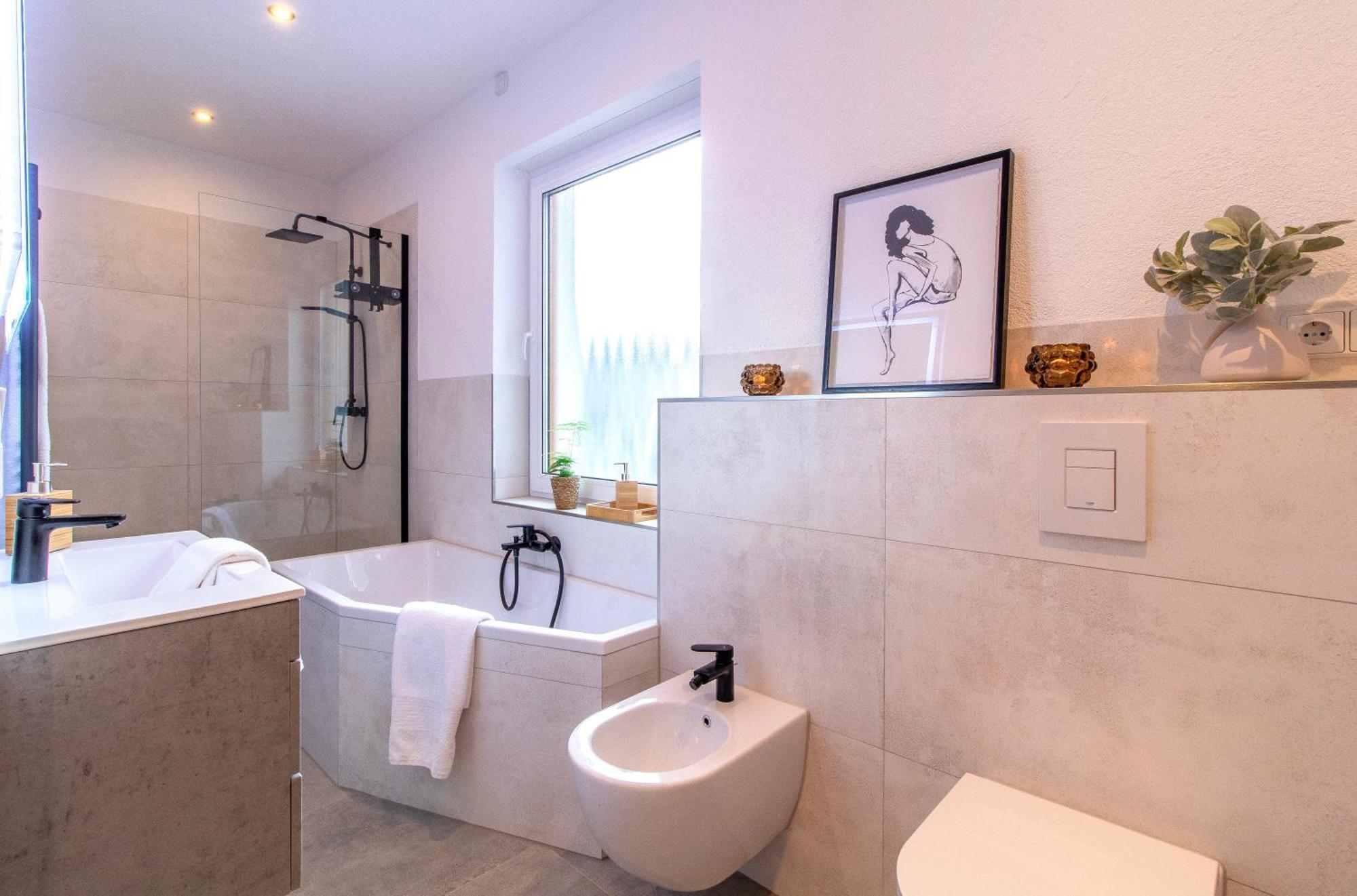 Stilvolles City-Apartment I Netflix I Wlan L Stellplatz I Zentral Schwarzenberg  Exterior foto