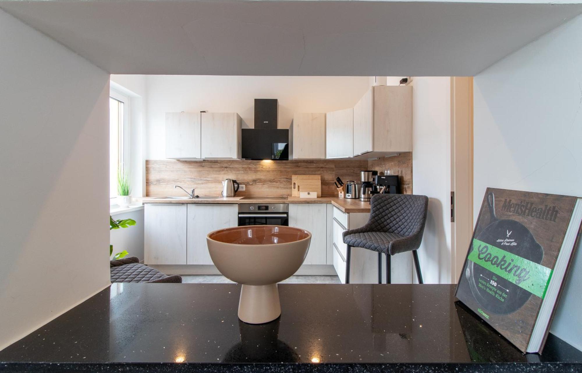 Stilvolles City-Apartment I Netflix I Wlan L Stellplatz I Zentral Schwarzenberg  Exterior foto