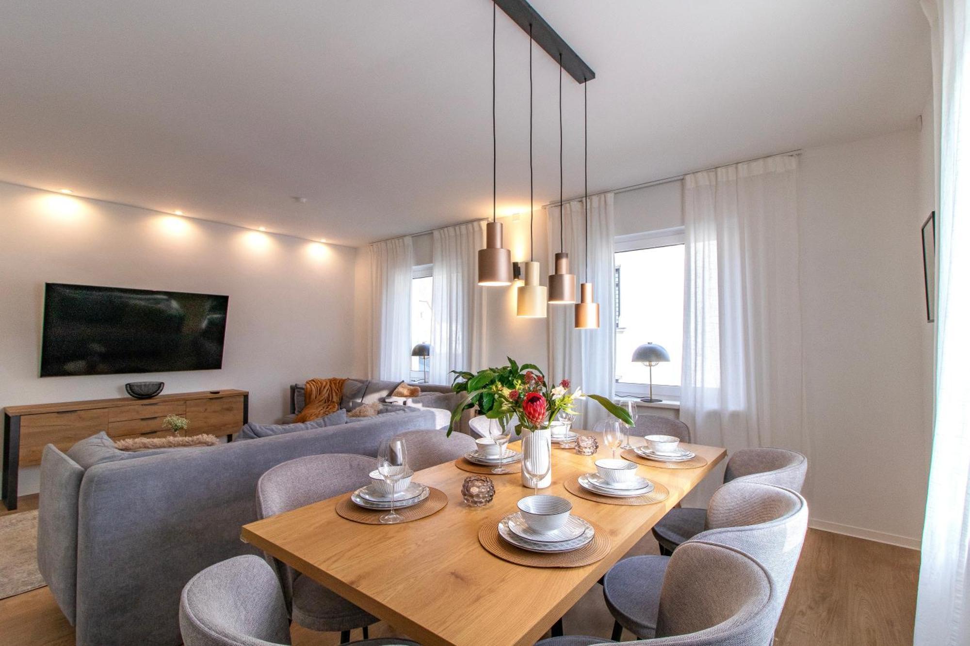 Stilvolles City-Apartment I Netflix I Wlan L Stellplatz I Zentral Schwarzenberg  Exterior foto