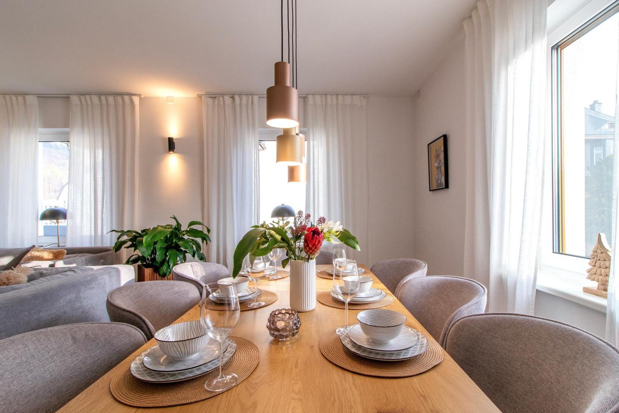 Stilvolles City-Apartment I Netflix I Wlan L Stellplatz I Zentral Schwarzenberg  Exterior foto