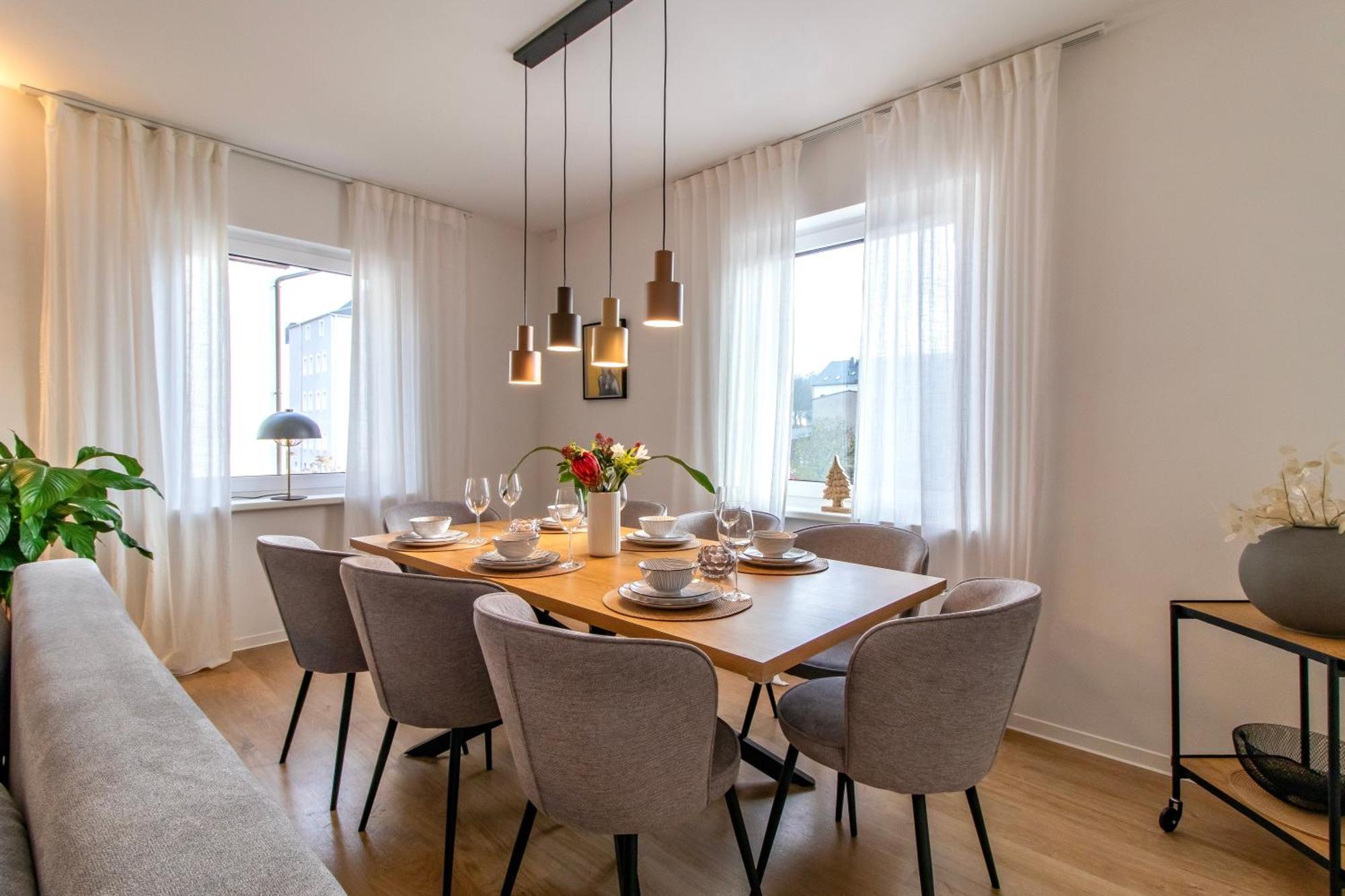 Stilvolles City-Apartment I Netflix I Wlan L Stellplatz I Zentral Schwarzenberg  Exterior foto